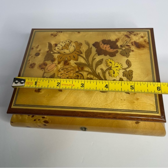 Reuge Wooden Jewelry Music Box with Cream Accents - Picture 12 of 13